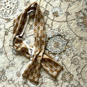 Michael Kors scarf
